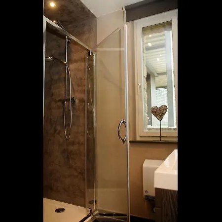 Oda ve Kahvaltı Sur Le Tige