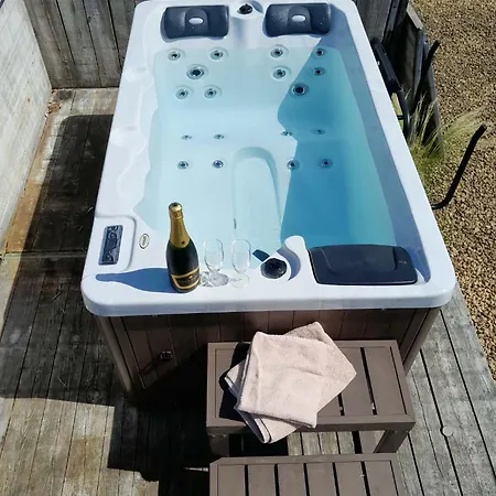Sur Le Tige Bed and Breakfast